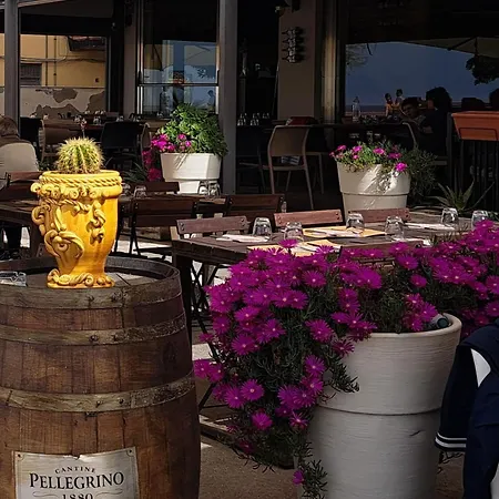 U Curtigghiu Чефалу