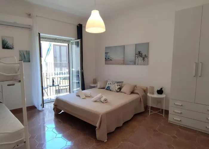 דירה U Curtigghiu צ'פאלו